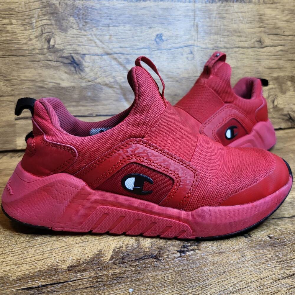 Champion D1 Lite red slip on sneaker sz 2